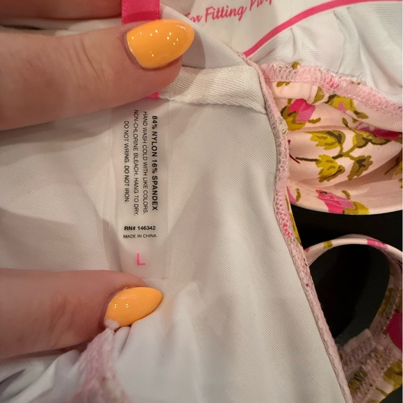 $128 Betsey Johnson Bandeau Pink Floral One Piece Swimsuit - Picture 8 of 9